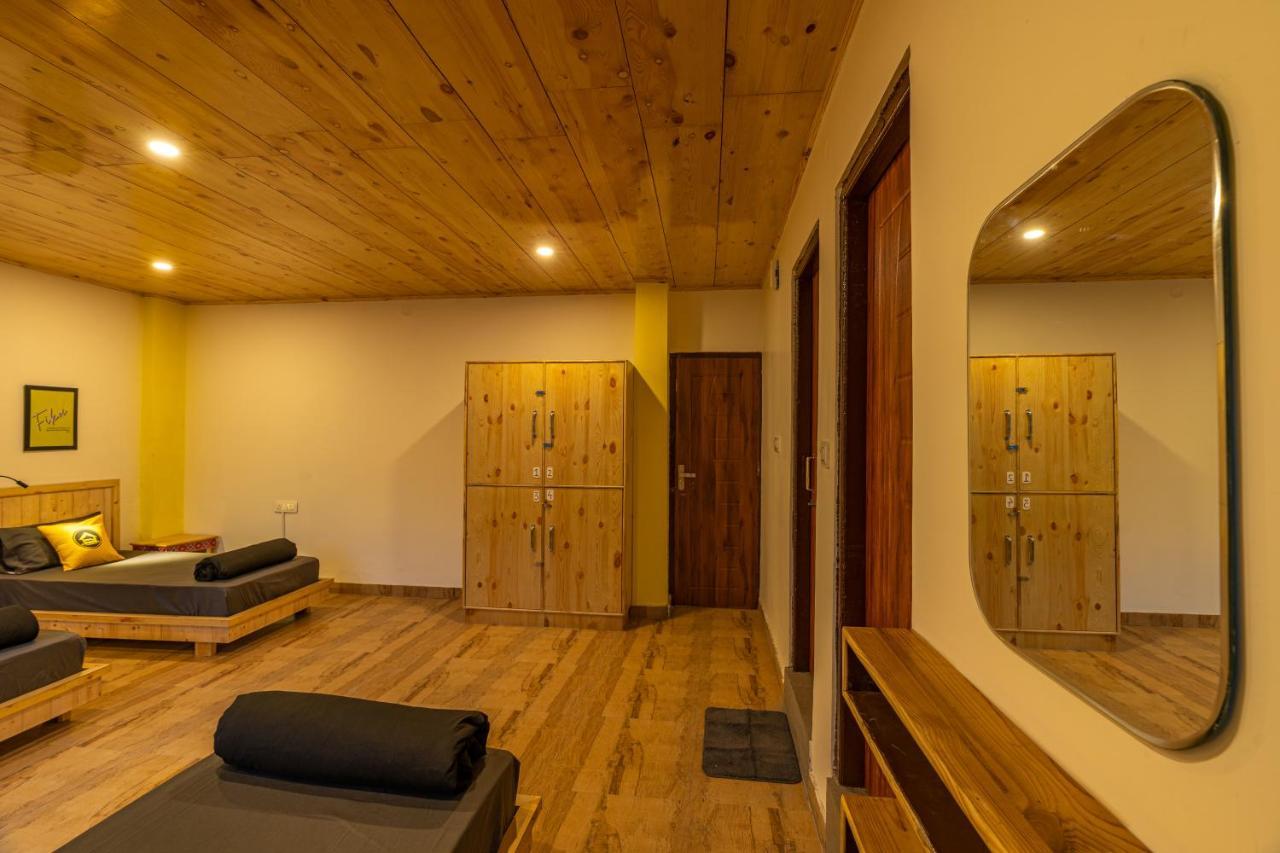 The Hosteller Tirthan Valley Gushaini Esterno foto