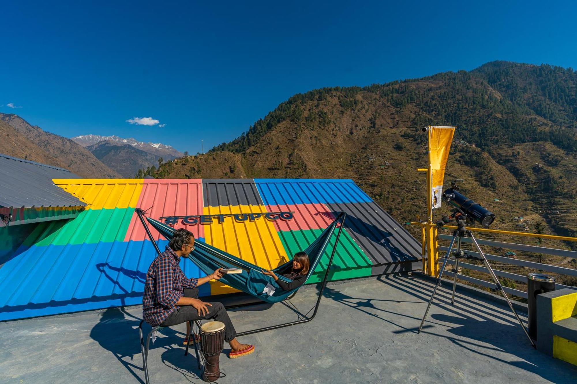 The Hosteller Tirthan Valley Gushaini Esterno foto